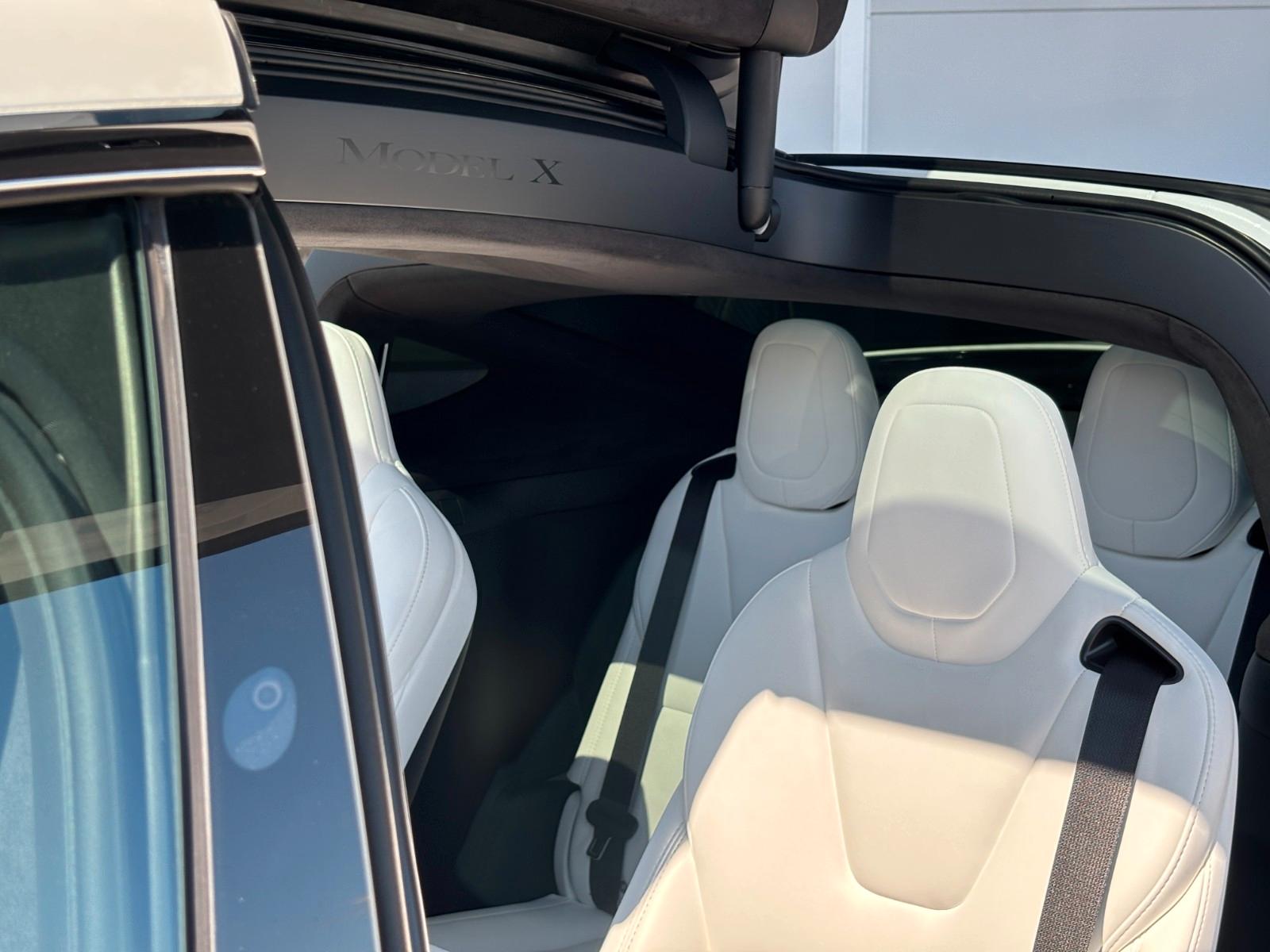 Tesla Model X 100D – 525 ch – 6 places – Autopilot 3