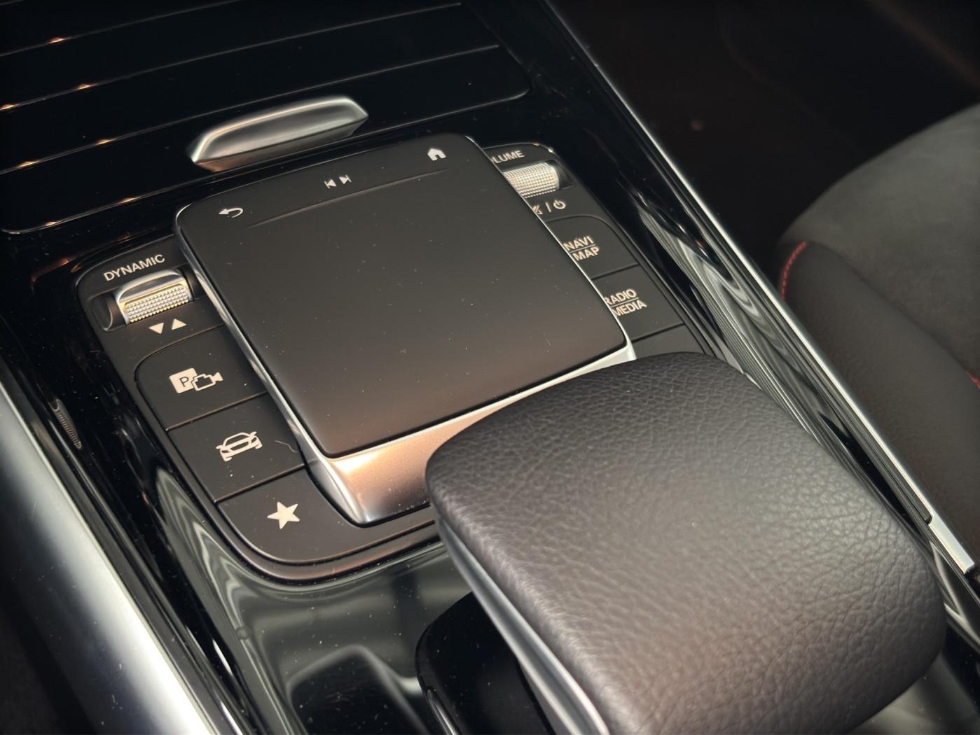 Mercedes-Benz GLA 200 d AMG-Line*AHK*Multibeam*PTS*el.Heckkl.*