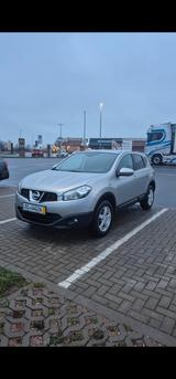 Nissan Qashqai 2.0 Acenta CVT-M6 Automatik Acenta - Nissan Qashqai Gebrauchtwagen in Rostock