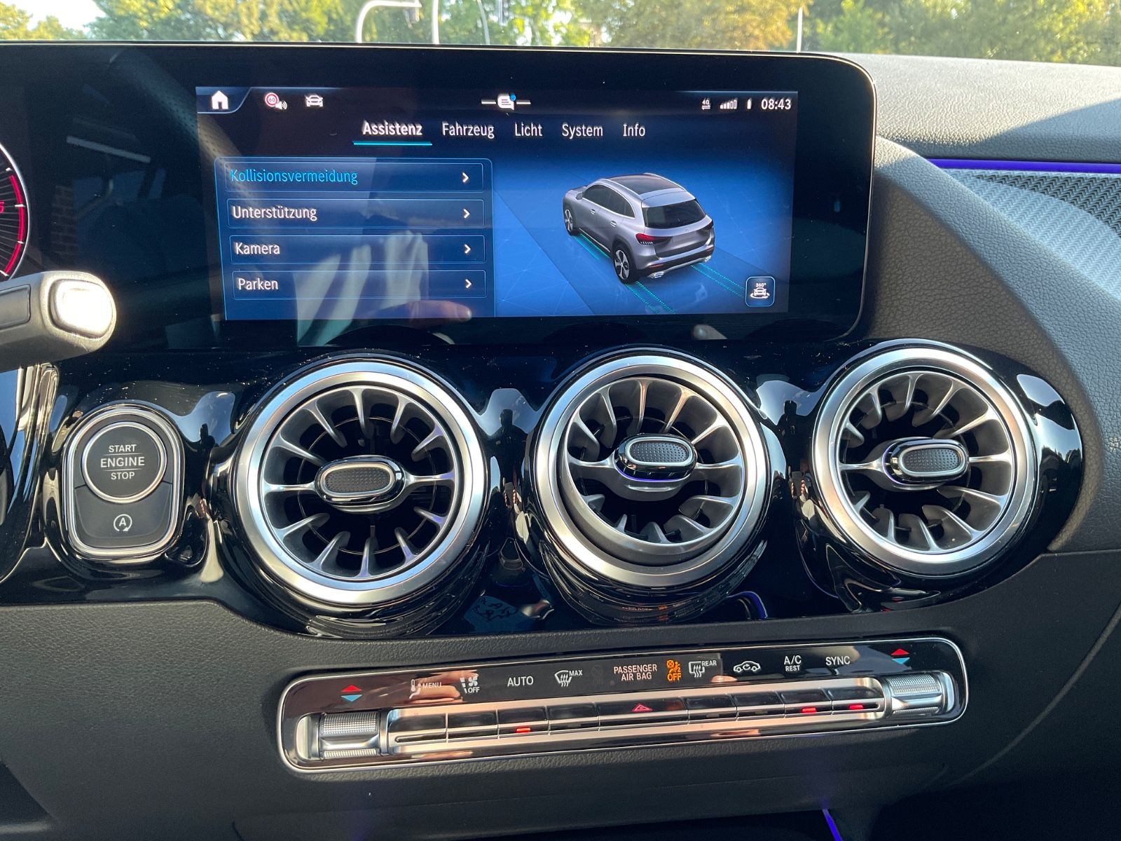Fahrzeugabbildung Mercedes-Benz GLA 200 d,AMG,Kamera,AHK,Multibeam,Distronic
