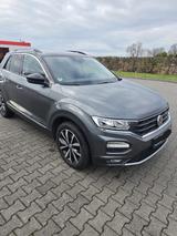 Volkswagen VW T-Roc Style 1.0 TSI | 1. Hand | Scheckheft VW - VW T-Roc Gebrauchtwagen in Düsseldorf