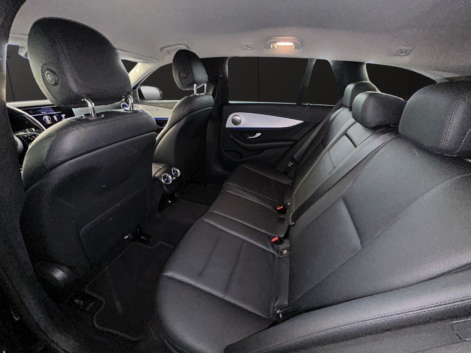 Fahrzeugabbildung Mercedes-Benz E 200 d- T-Modell Automatik/TOP ZUSTAND