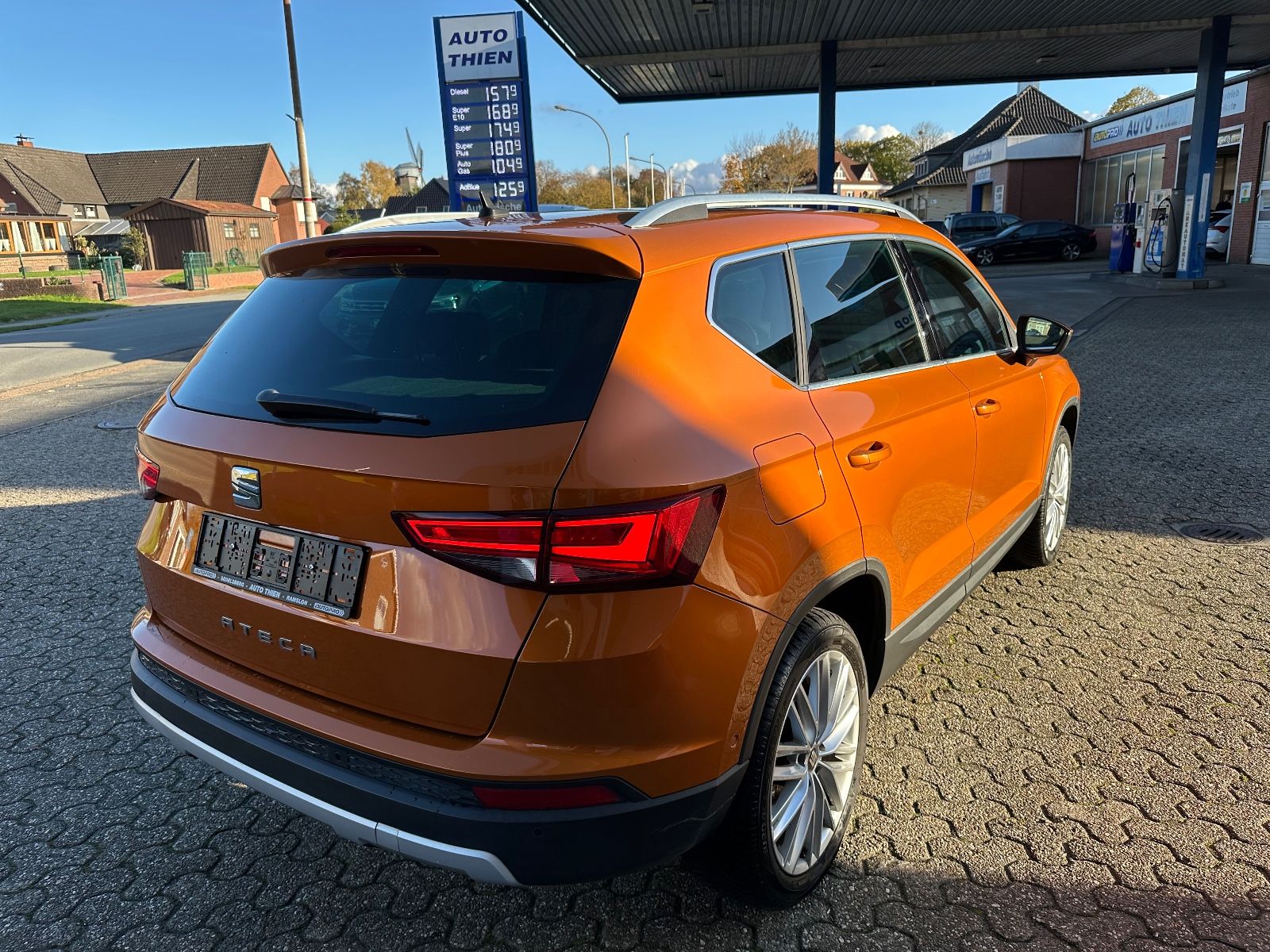 Fahrzeugabbildung SEAT Ateca 1.4 TSI ACT Xcellence Pano/AHK/LED/360°