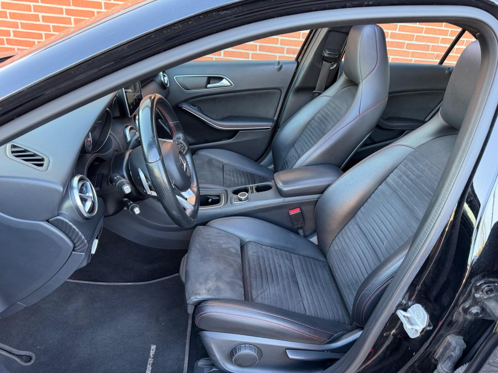 Mercdes-Benz A200 AMG 1.6 156ch - Harman Kardon - CT récent - Toit ouvrant - Régulateur de vitesse