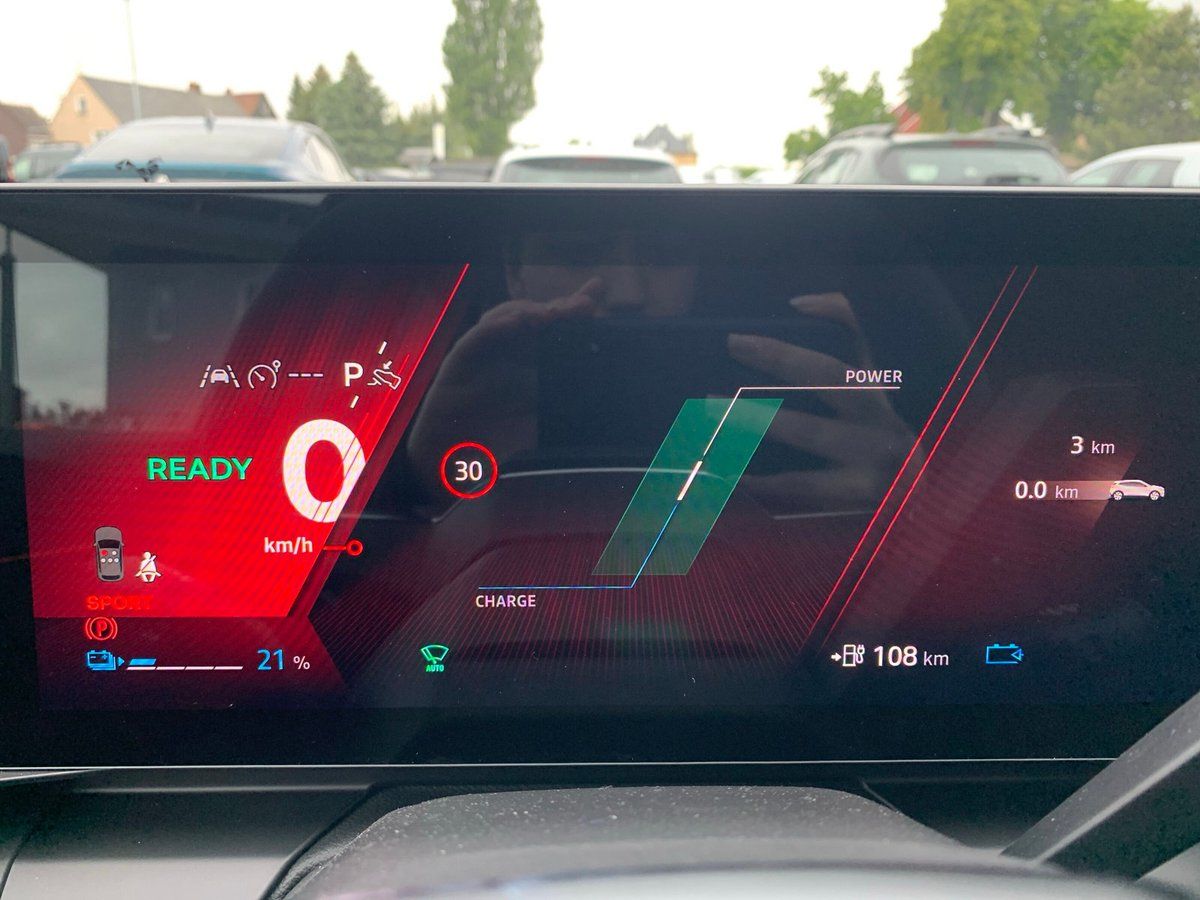 Renault Megane E-TECH - Bild 16