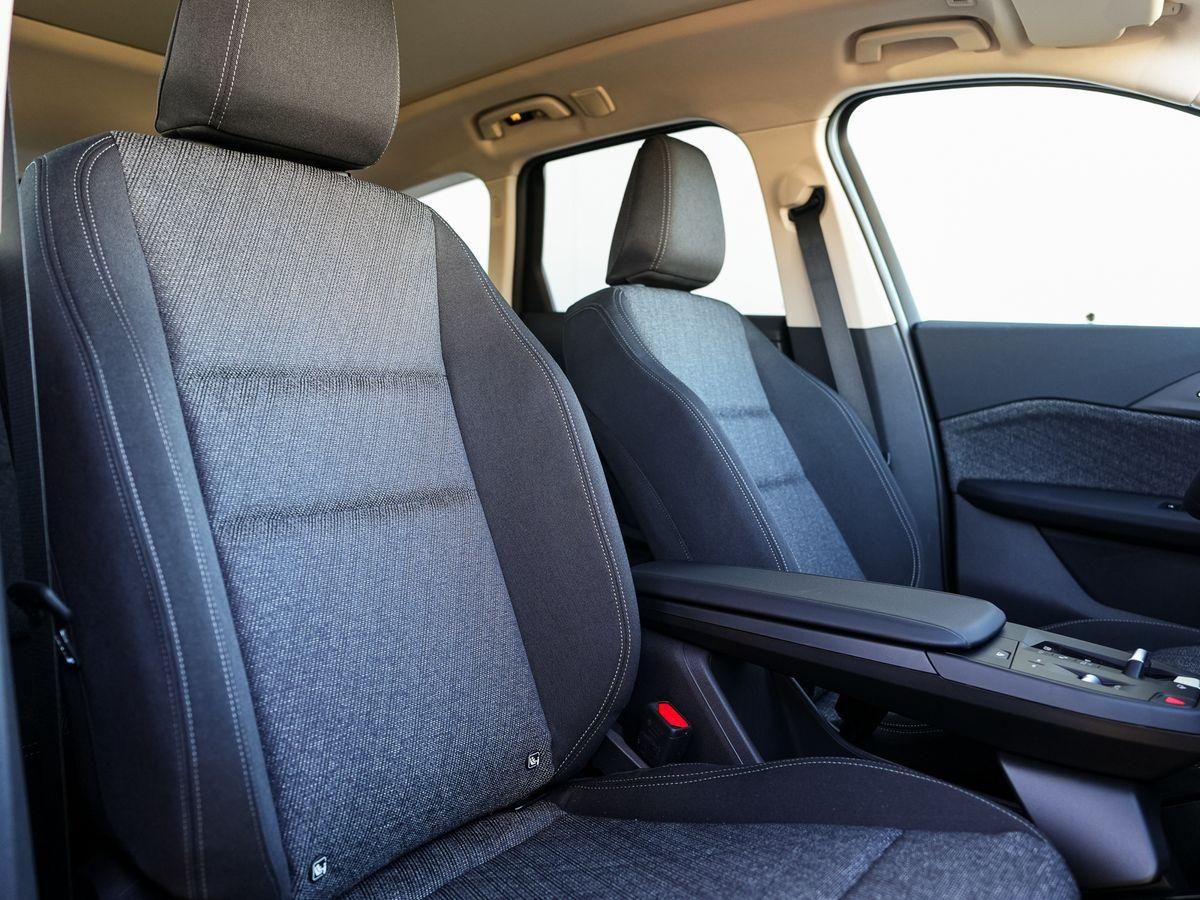 BMW X1 sDrive18d AHK aLED PANO KoZg SpPaket SonGlas foto 13