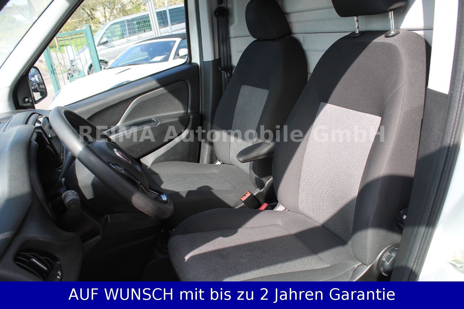 Fahrzeugabbildung Fiat Doblo Doblò SX 1,6 D  Kasten, Klima, Apple Car