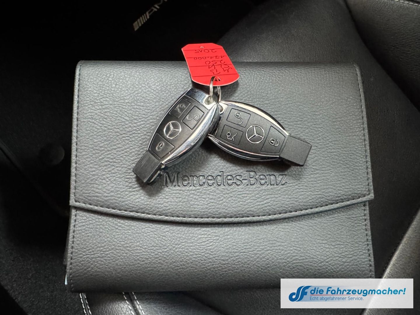 Fahrzeugabbildung Mercedes-Benz SLK 250 Roadster CDI BlueEFFICIENCY Sportpaket