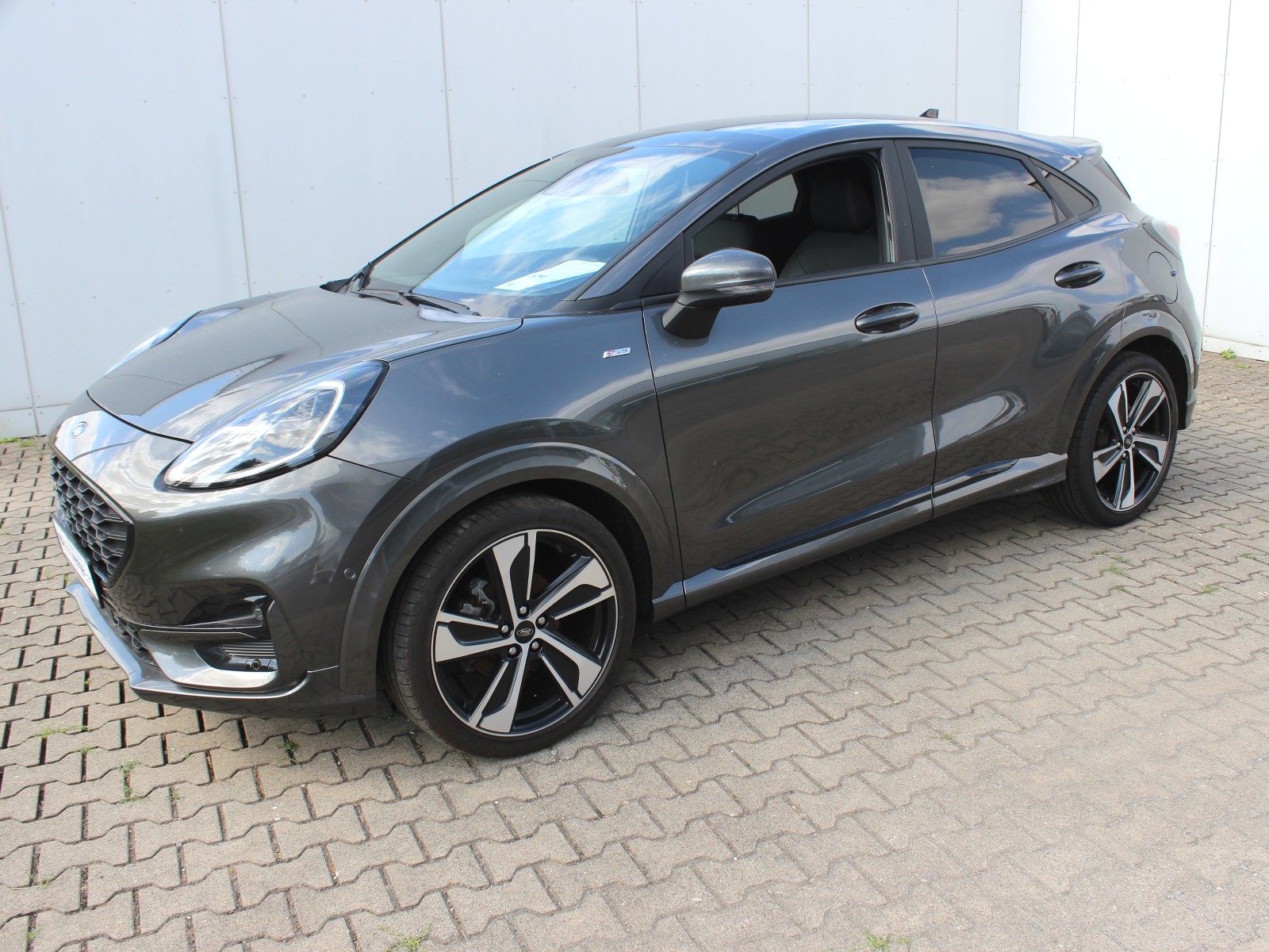 Fahrzeugabbildung Ford Puma ST-Line X 1,0 EcoBoost Mild Hybrid