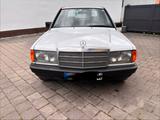 Mercedes-Benz Mercedes Benz 190D W201 Automatik H-Kennze... - Mercedes-Benz 190 aus 1986 mit Diesel-Antrieb