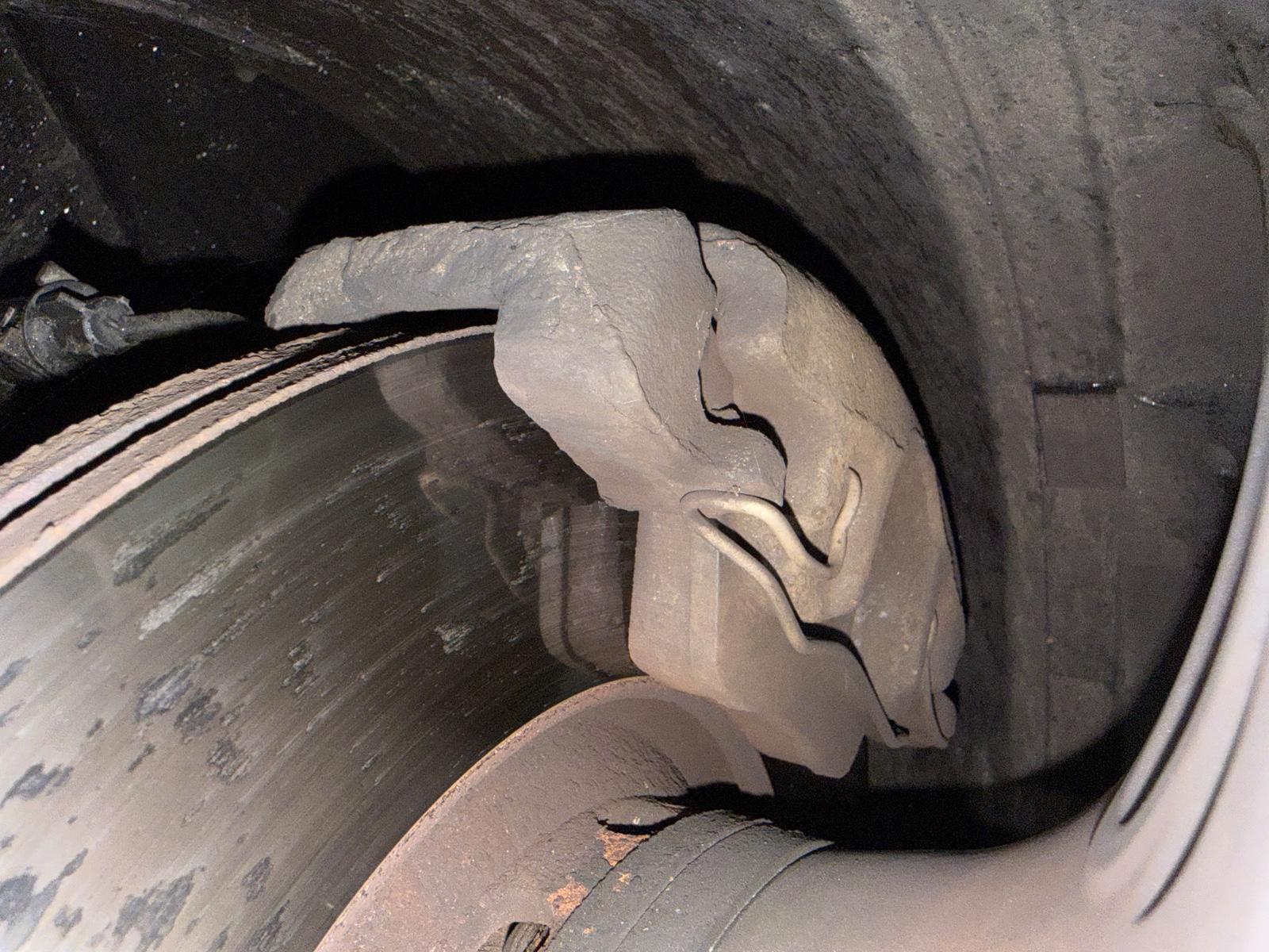 Audi A4 2004 — photo 11