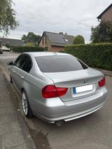 BMW 320 d TÜV NEU 10/27 Scheckheftgepflegt - gebrauchte BMW 320 aus dem Jahr 2011