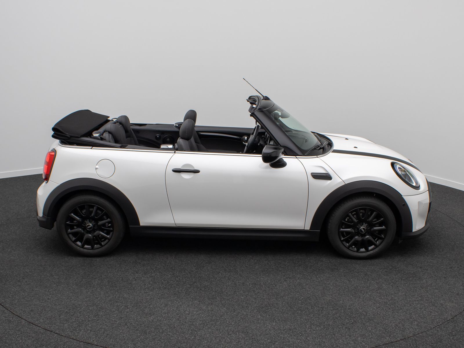 Fahrzeugabbildung MINI Cooper Cabrio HUD Kamera H/K Komfort DAB Voll