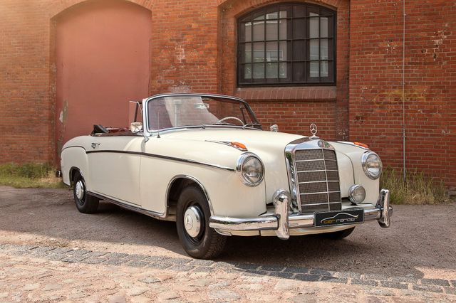 Mercedes-Benz 220 S sehr schöner Wagen, einwandfreie Technik