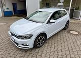 Volkswagen Polo VI Comfortline * Aus erster Hand* - VW Polo Gebrauchtwagen in Düsseldorf