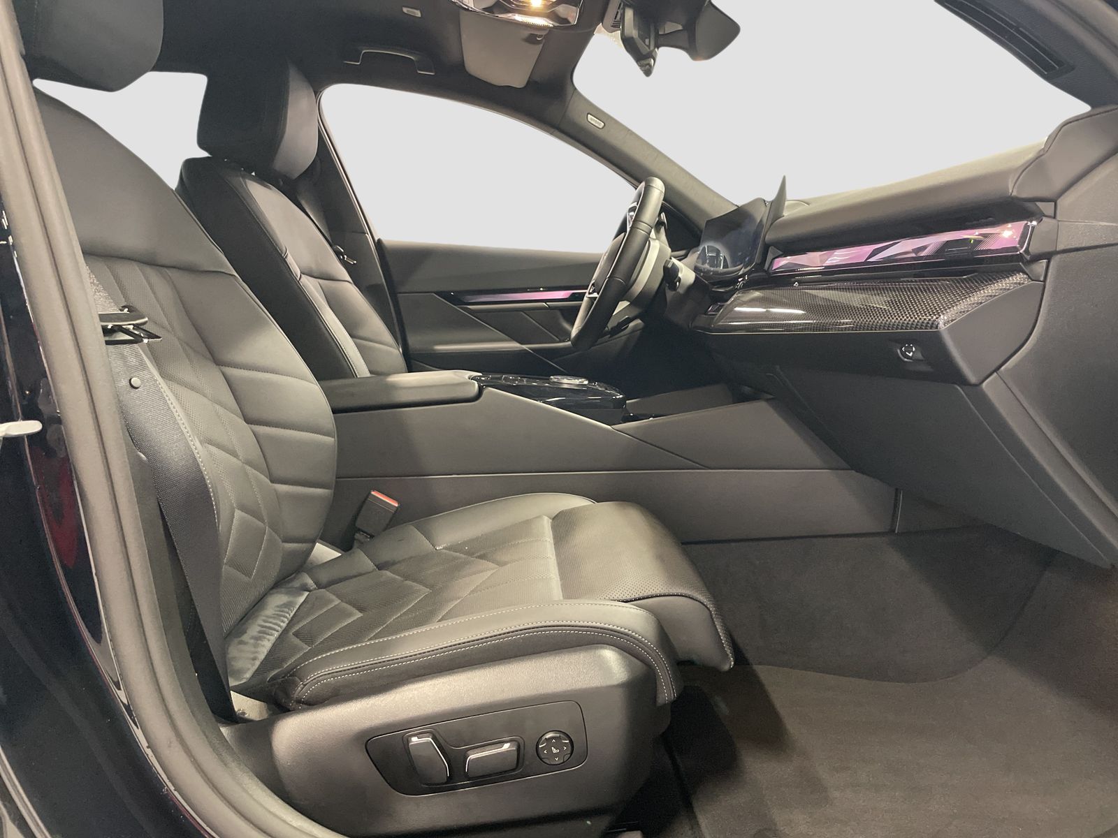 BMW 520 - Bild 11