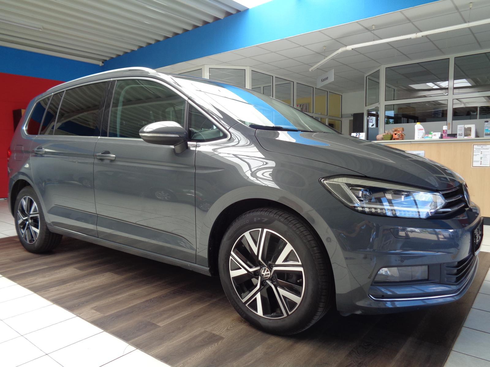 Volkswagen Touran 2.0 TDI DSG Highline.NAV.LED.el.AHK.ACC