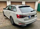 Skoda Superb 2023 | Stahlgrau | 147 kW | Panorama Dach - mit Diesel-Antrieb: Kombi, Panorama Dach