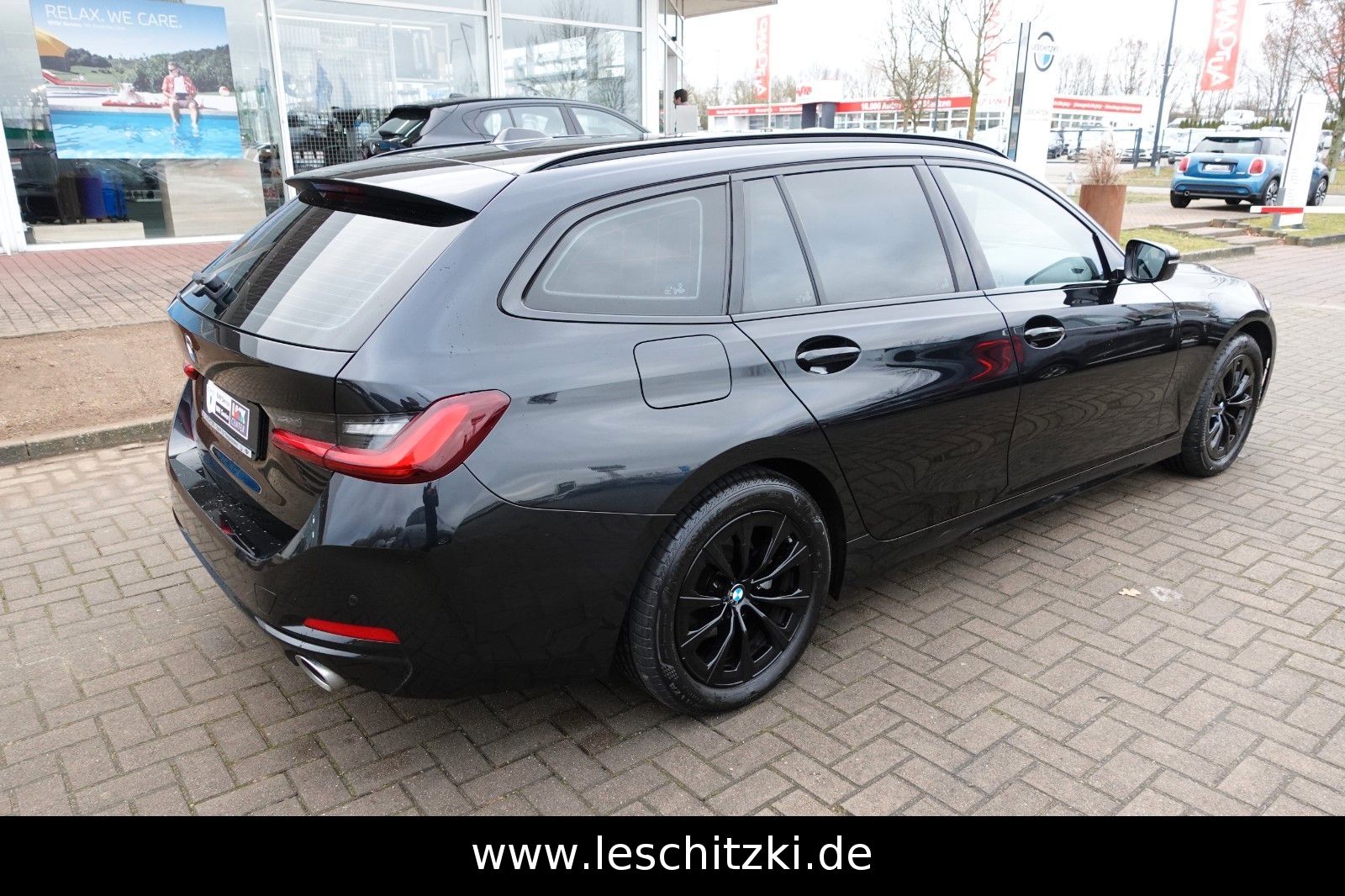 BMW 320i Touring Automatik/LED/Navigation foto 6