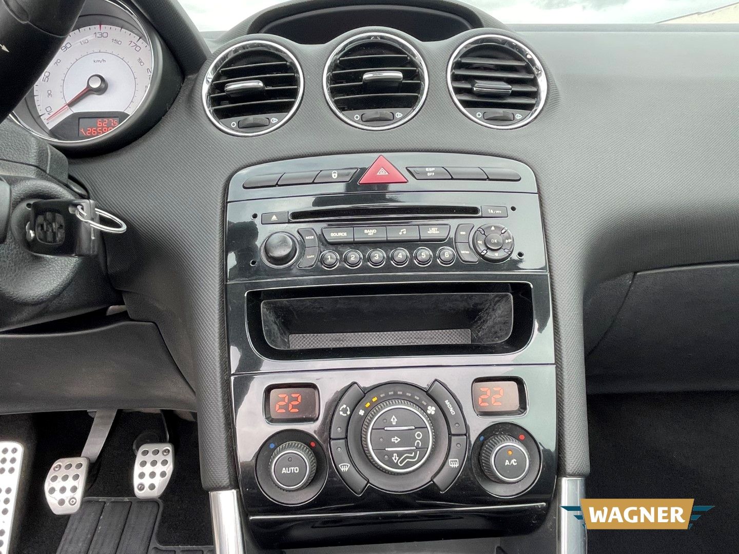 Fahrzeugabbildung Peugeot 308 CC Cabrio-Coupe Premium Klimaautomatik