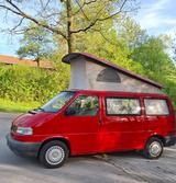 Volkswagen T4 California - rote Volkswagen T4 California