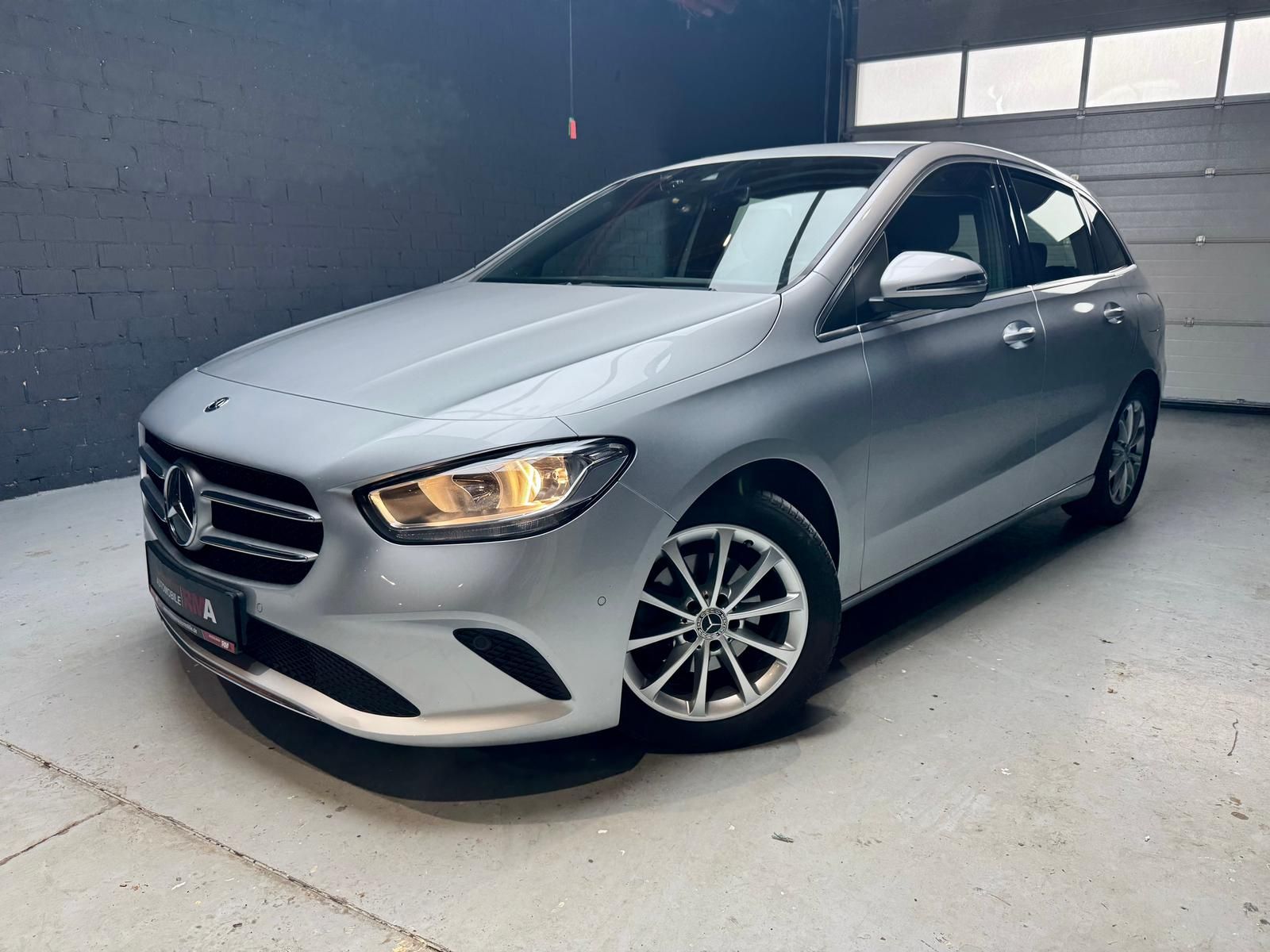 MERCEDES-BENZ B 180 1.3 KAT Metallic+KAMERA+NAVI+MEDIA-DISPLAY