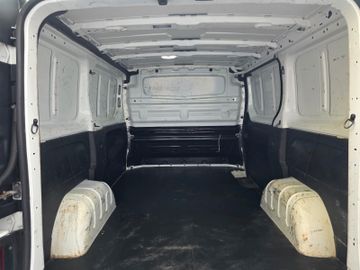 Renault Trafic - 8