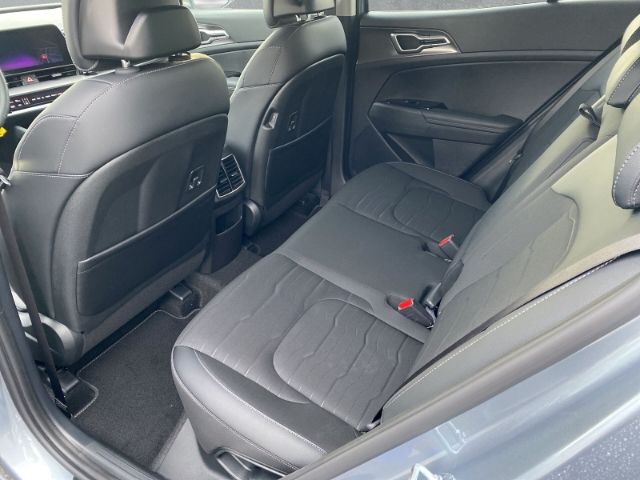 Fahrzeugabbildung Kia Sportage 1.6 T 48V 2WD DCT VISION *KOMFORT-PAKET