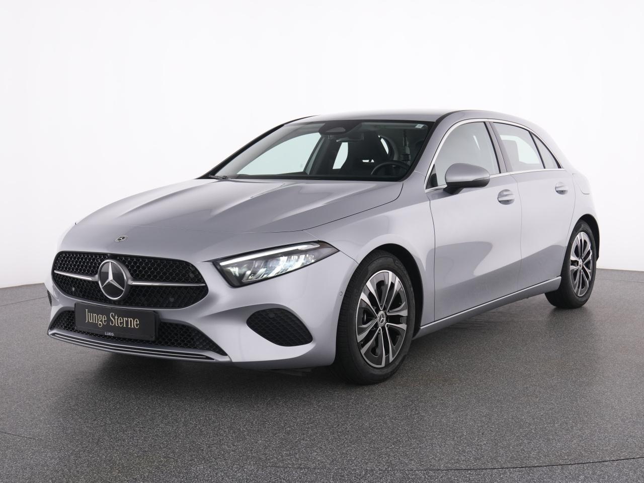 Mercedes-Benz A 180 Progressive+NavPrem+LED-HP+AHK+ParkAss+RFK