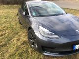 Tesla Model 3 Standard-Reichweite Plus - Hinterrad...