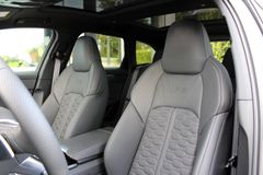 AUDI RS6 Avant /DYNAMIK+/ B&O/ STANDHZG/ SPORTABGAS AUDI RS6 Avant /DYNAMIK+/ B&O/ STANDHZG/ SPORTABGAS