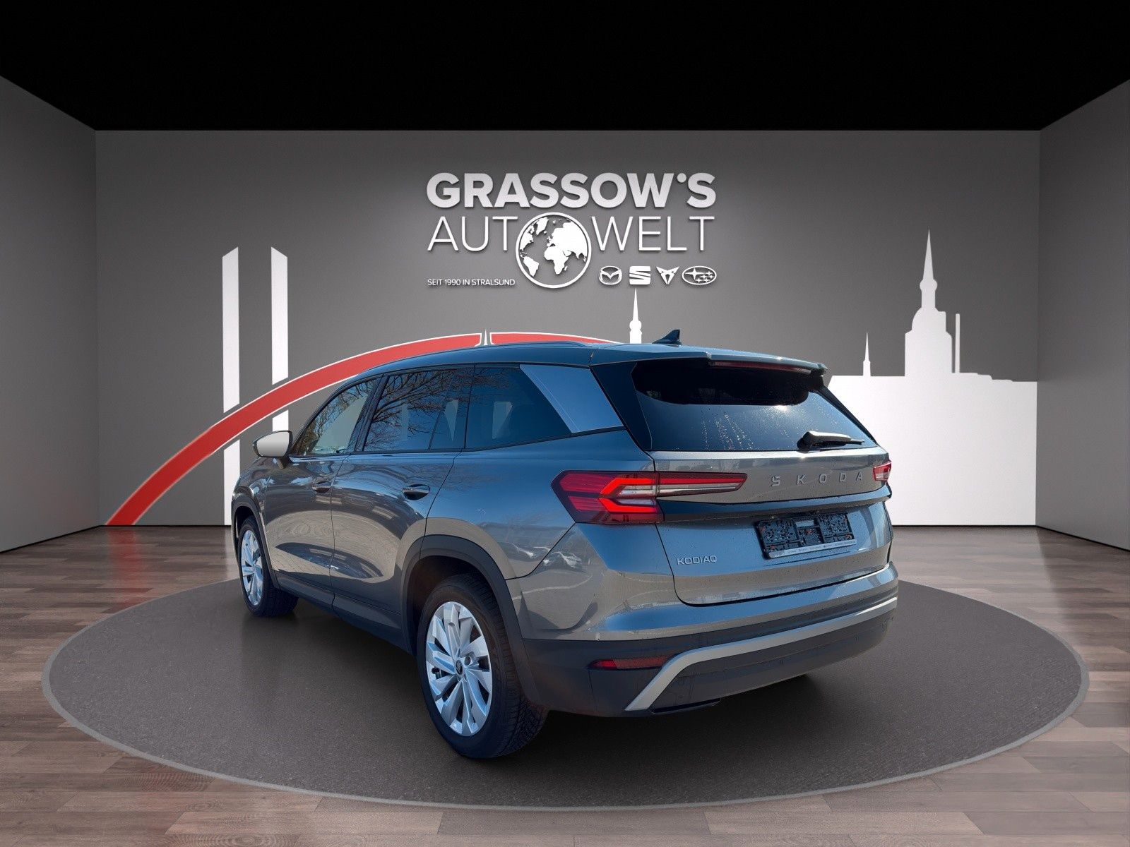 Fahrzeugabbildung SKODA Kodiaq 1.5 TSI DSG LED/NAVI/ACC/7Sitze/SHZ/GJR