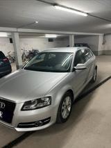 Audi A3 Sline sehr geplegt. - Audi A3 aus 2012 mit Diesel-Antrieb: Kombi