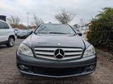 Mercedes-Benz C 180 KOMPRESSOR BlueEFFICIENCY - Kombi - Mercedes-Benz C 180: Kompressor Blueefficiency