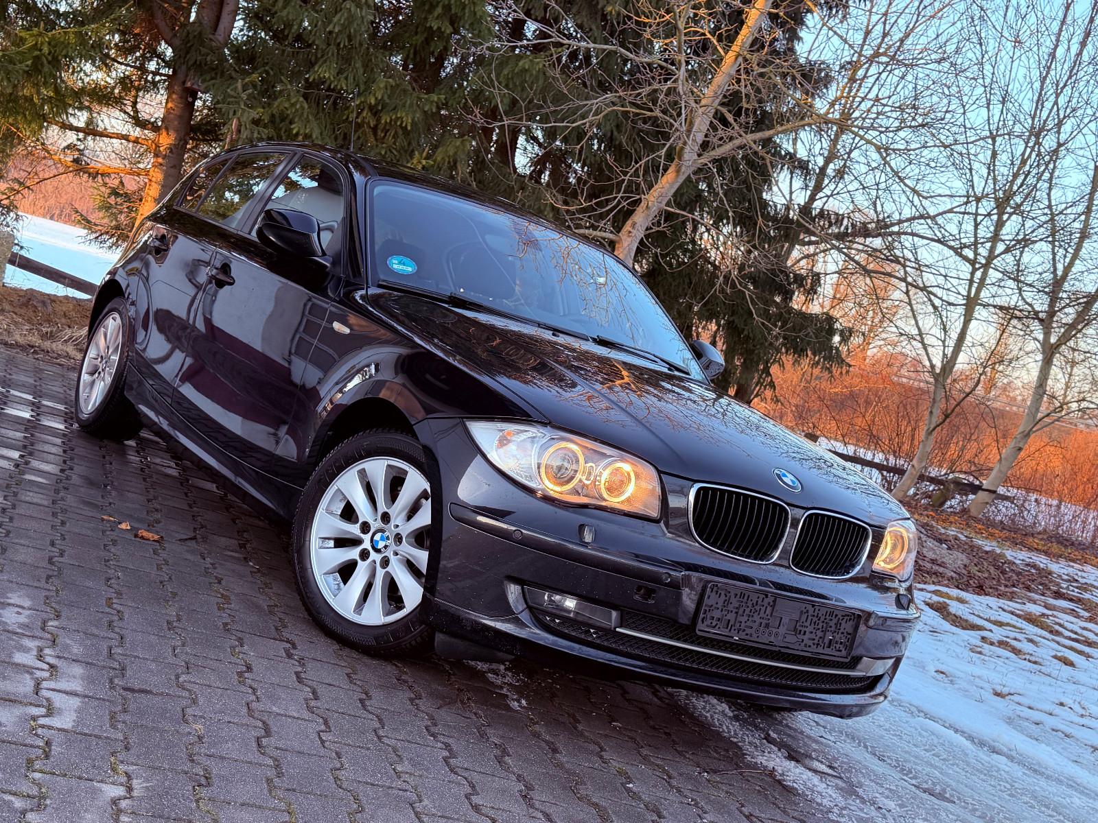 BMW 116d Edition Sport FACE-LIFT *EURO5* NAVI, XENON