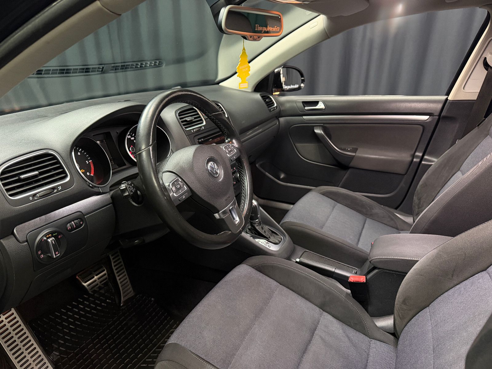 Fahrzeugabbildung Volkswagen Golf VI Variant Style BlueMotion |DSG|NAVI|AHK