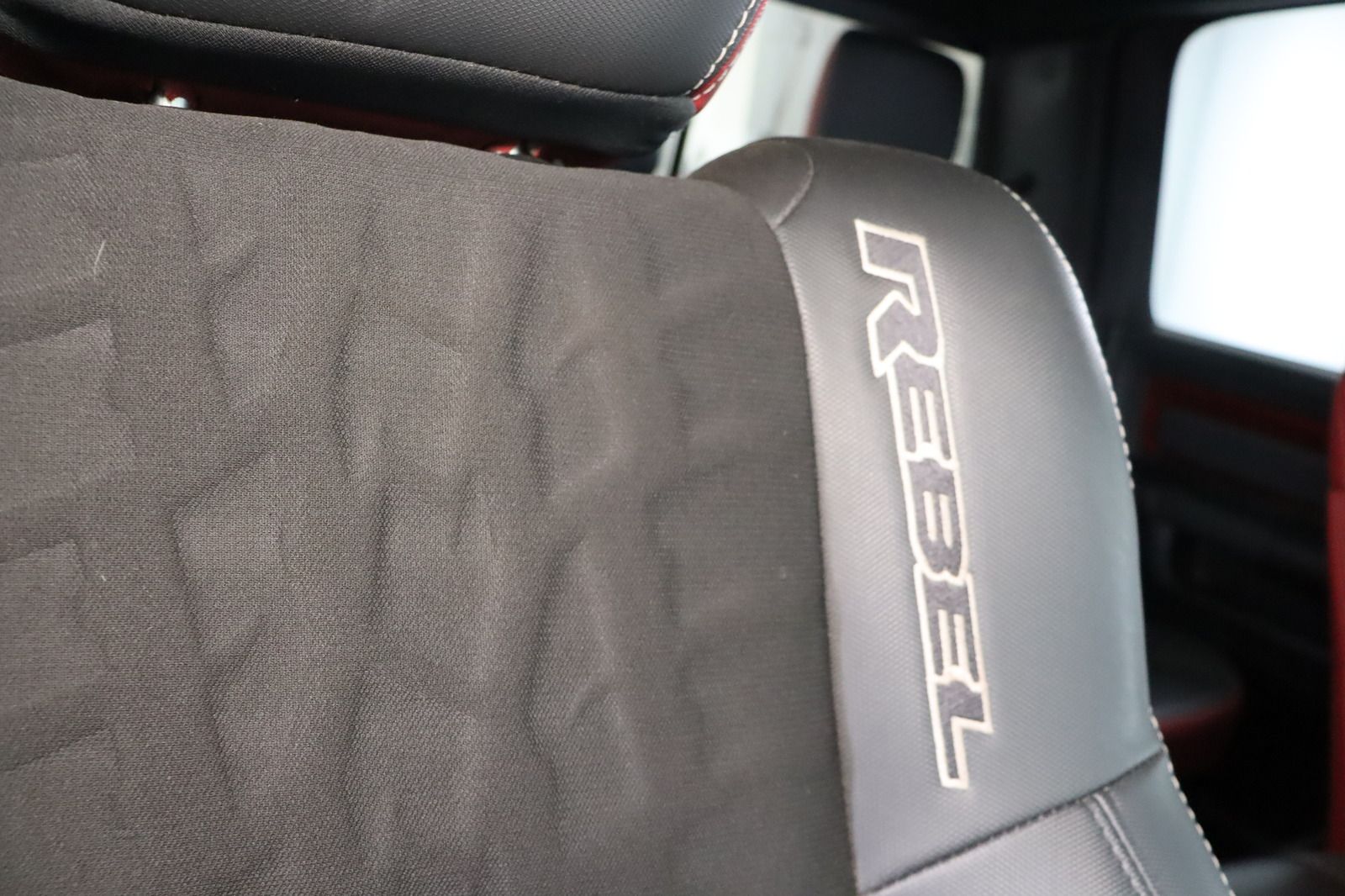 Fahrzeugabbildung Dodge Ram 1500 Rebel * Navi * el. Sitze * RFK