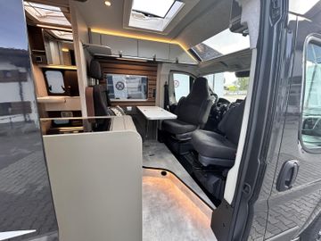HYMER  ERIBA  HYMERCAR Yellowstone 602 8G Autarkie Wohnkomfort AHK ACC