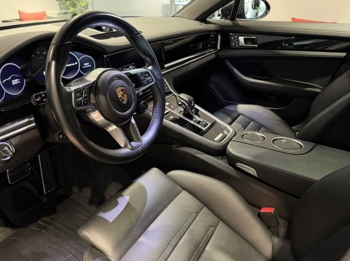 Porsche Panamera 4 E-Hybrid foto 17