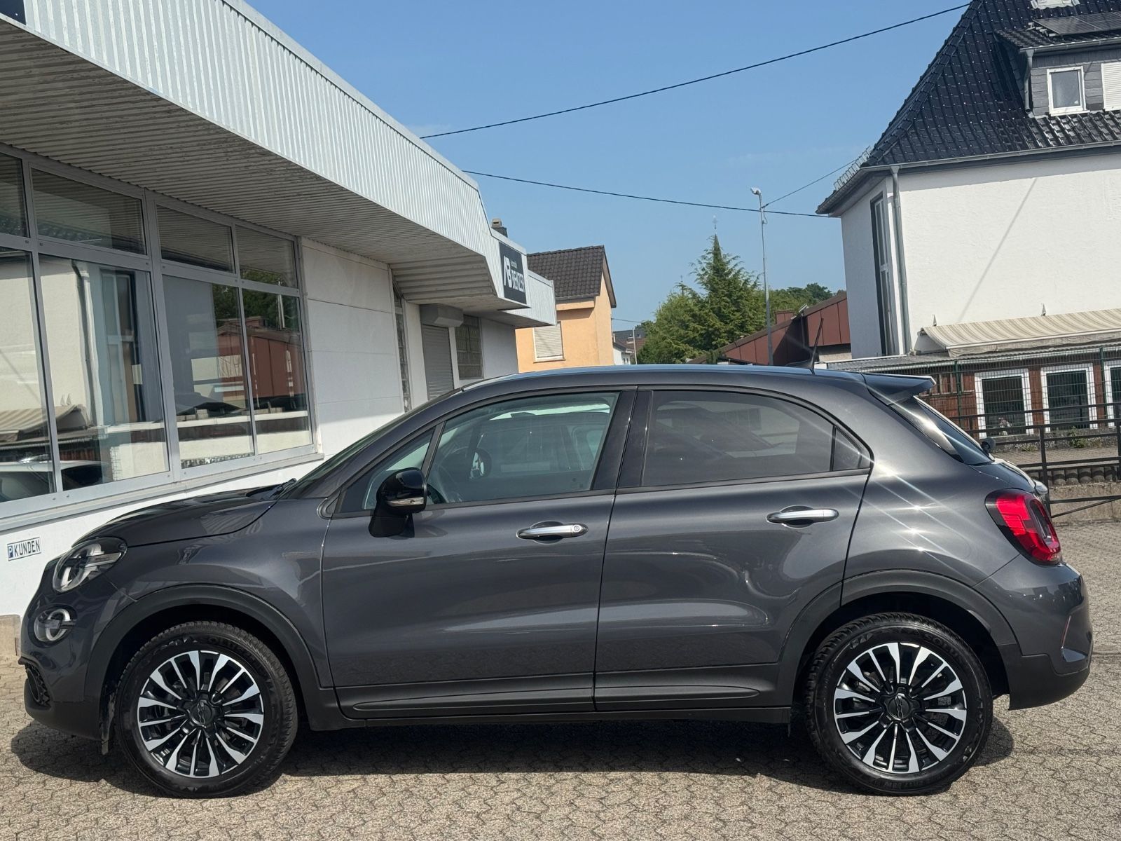 Fahrzeugabbildung Fiat 500X Lounge/LED/R-Cam/KlimaAuto/PDC/