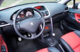 Peugeot 207 CC Roland Garros HDi FAP 110 Roland Garros - Peugeot 207 aus 2009 mit Diesel-Antrieb