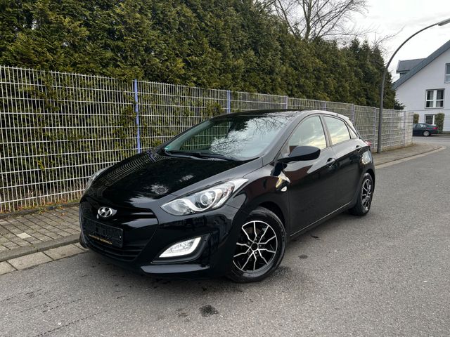 Hyundai i30 Classic KLIMA/SERVO/AIRBAG/USB-AUX/LED