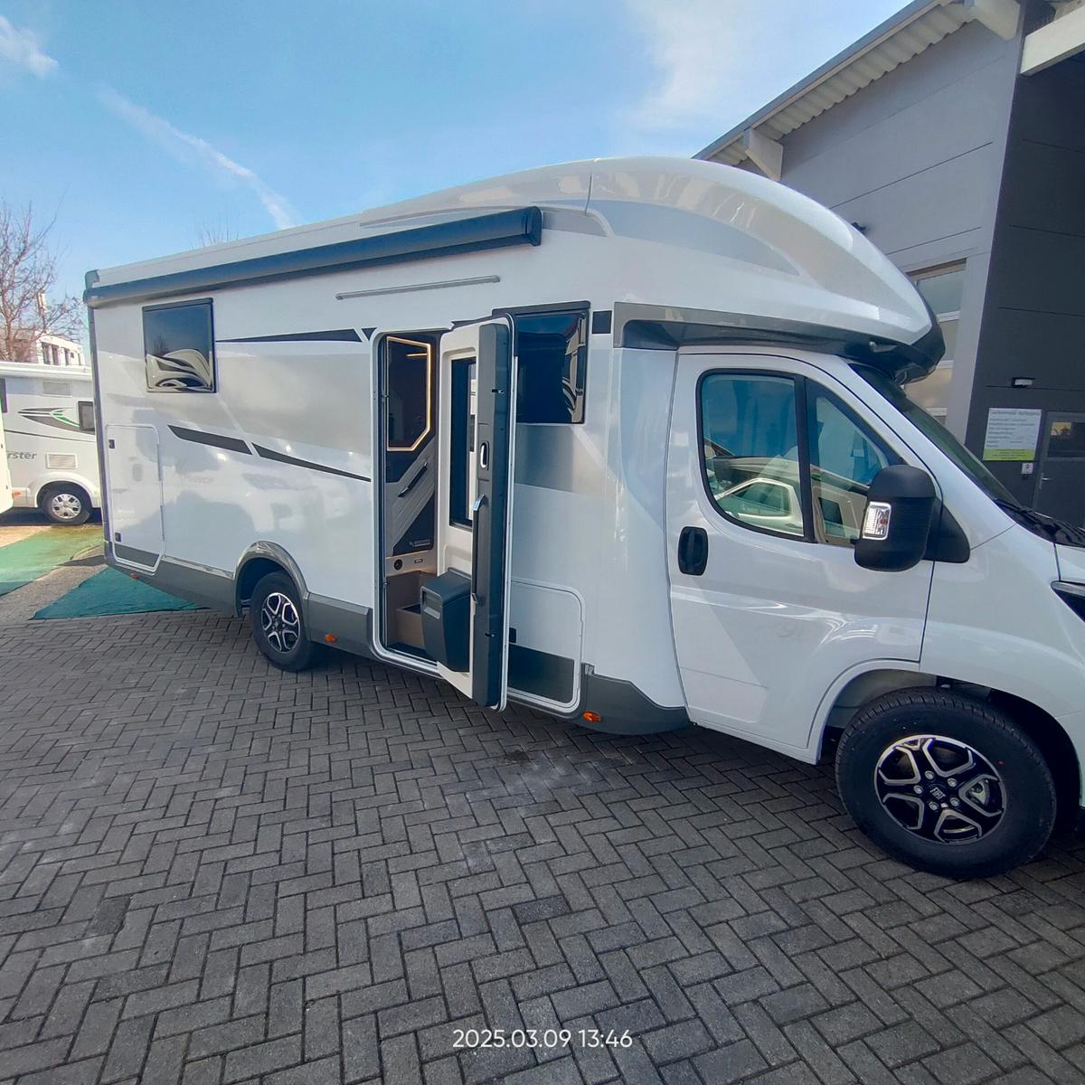 Mobilvetta Krosser 90 ohne Hubbett TOP Ausstattung