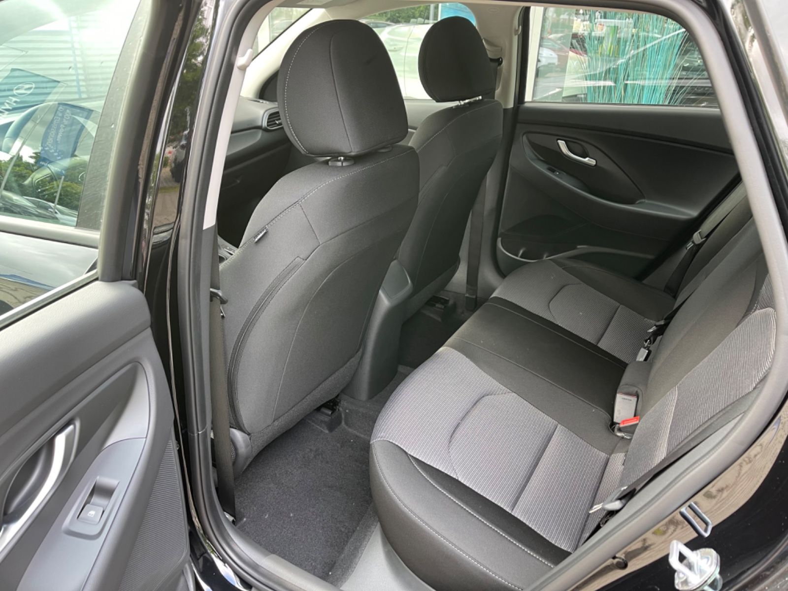 Fahrzeugabbildung Hyundai i30 FL 1.0 T-GDI 7-DCT Select  SHZ PDC CarPlay