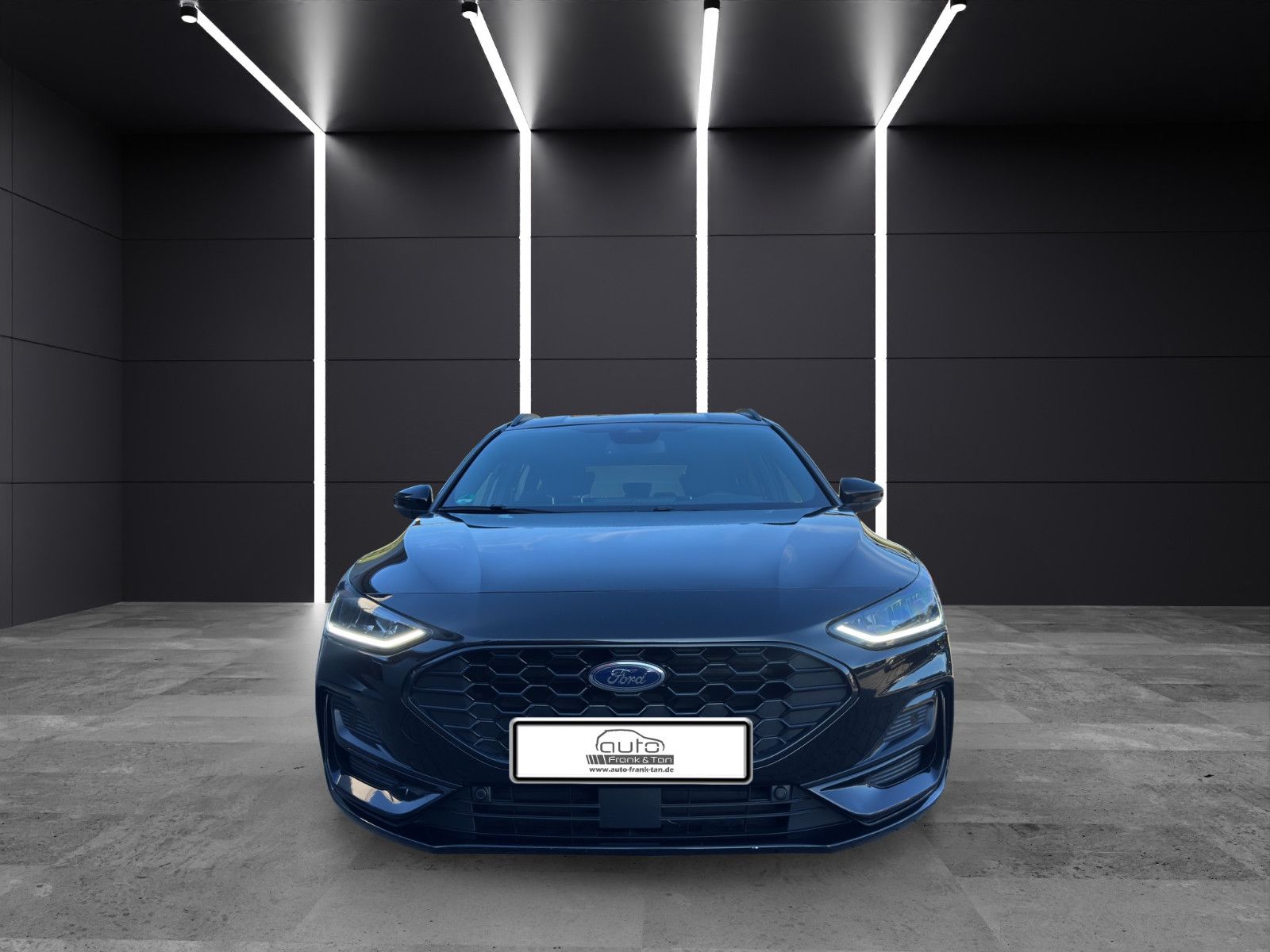 Fahrzeugabbildung Ford Focus Turnier ST-Line/Keyless/ACC/Winter Paket