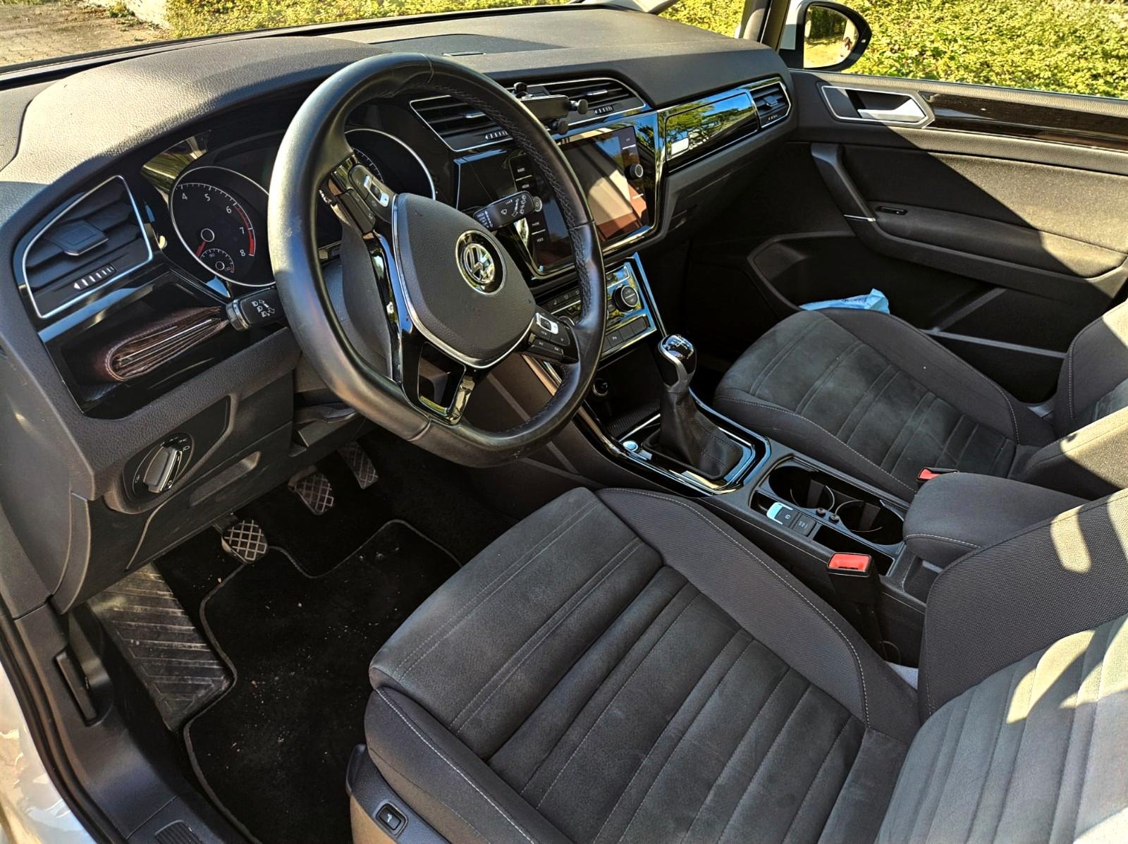 Volkswagen Touran 1.5 TSI Highline R-Line ACC/8-fach Alu, миниатюра 13