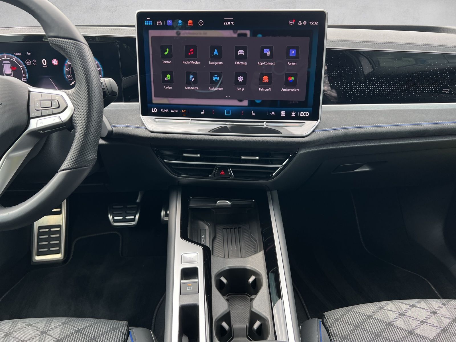 Passat R-Line 1,5 l eHybrid OPF 130 kW ( 177 PS)