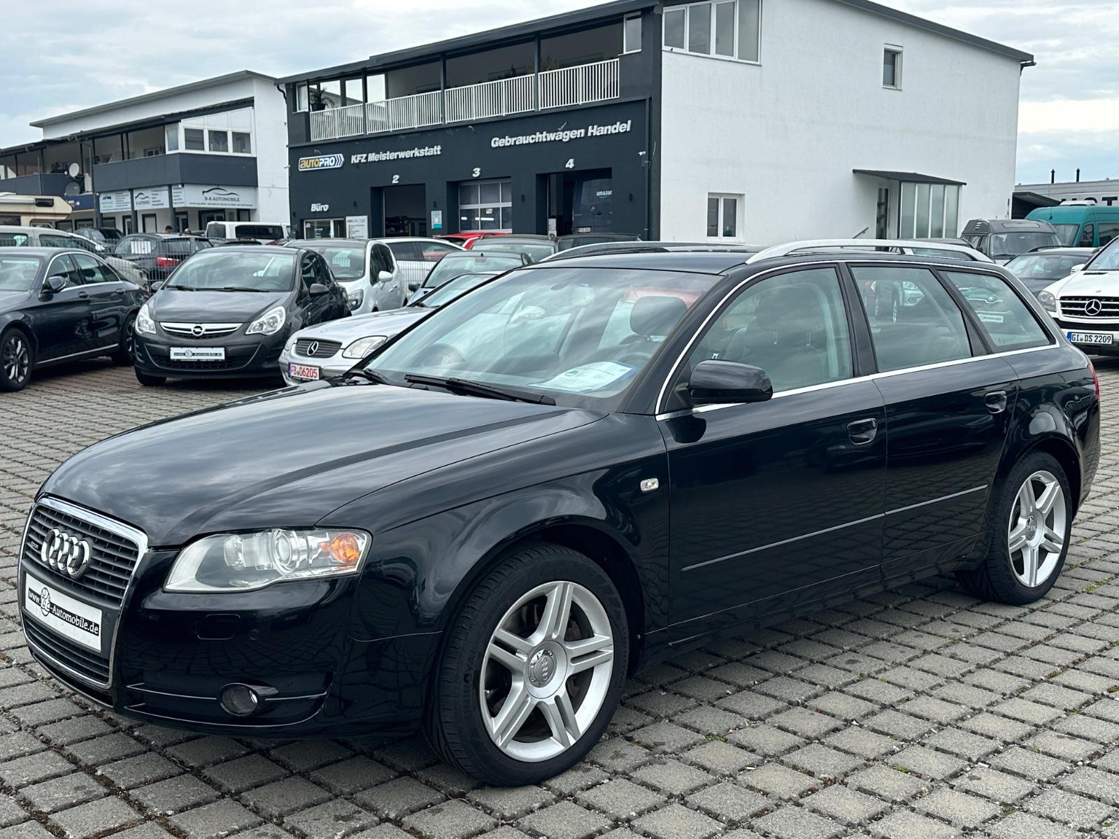 Audi Quattro 2005 — вигляд ззаду