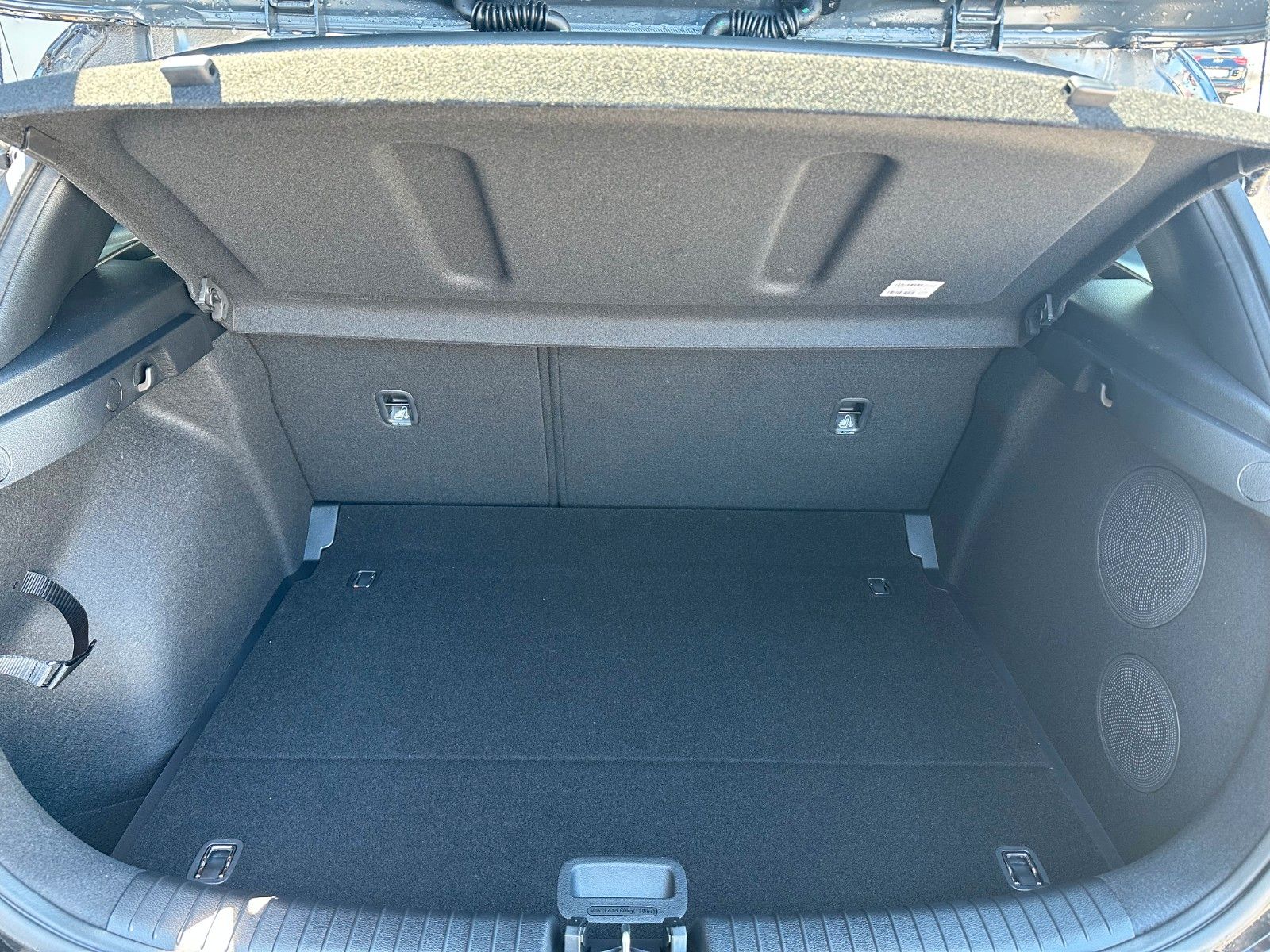 Fahrzeugabbildung Kia cee'd / Ceed 1.5 T-GDI MTUltimate Edition Style
