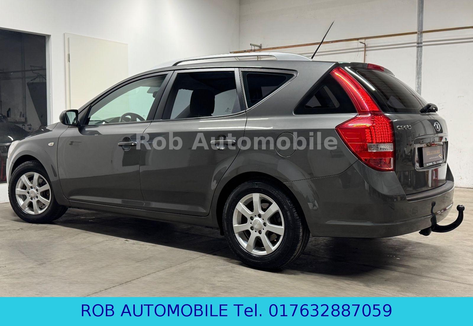 Kia cee'd 2011 — photo 7